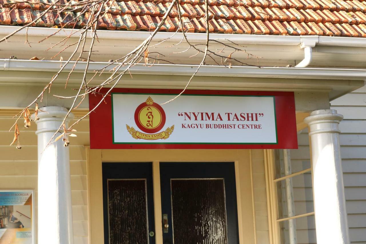 Nyima Tashi Buddhist Centre Auckland Exterior photo